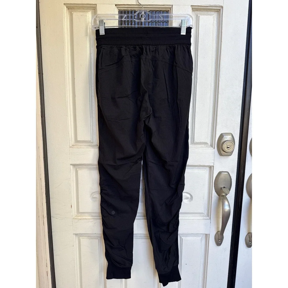 Lululemon Dance Studio Unlined‎ Jogger Pants Black Ribbed Women Size 4